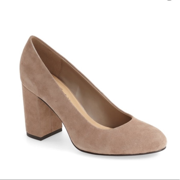 🆕 Brand New Beige Suede Block Heels! - Picture 1 of 7